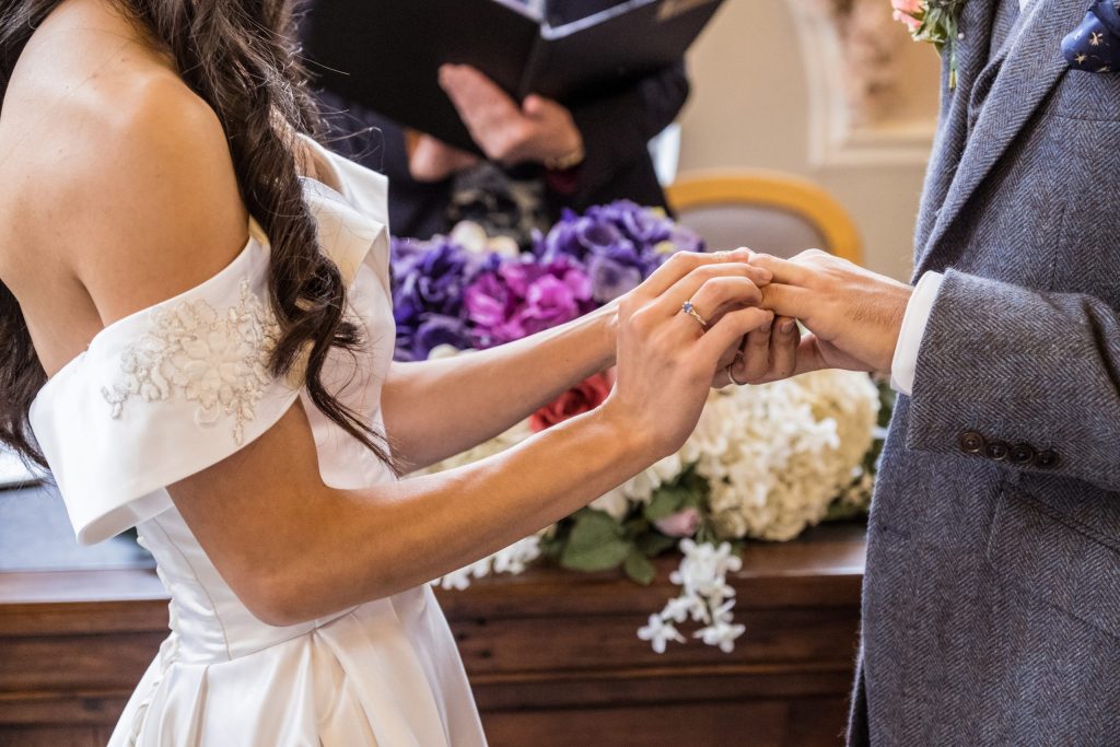 Cheshunt registry office, Hertfordshire wedding photographer
